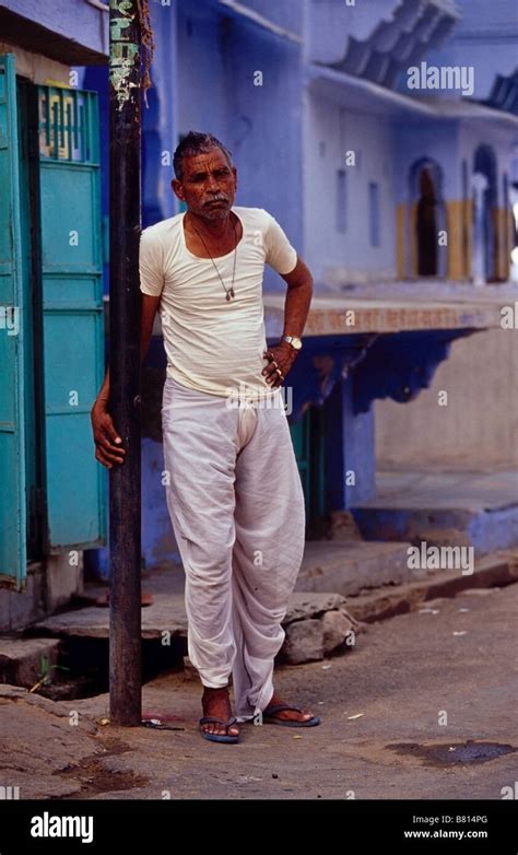 lungi nude|Indian Man in lungi .